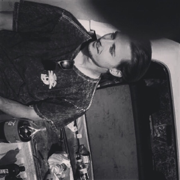 Meet your Posher, John - Picture 1 of 1